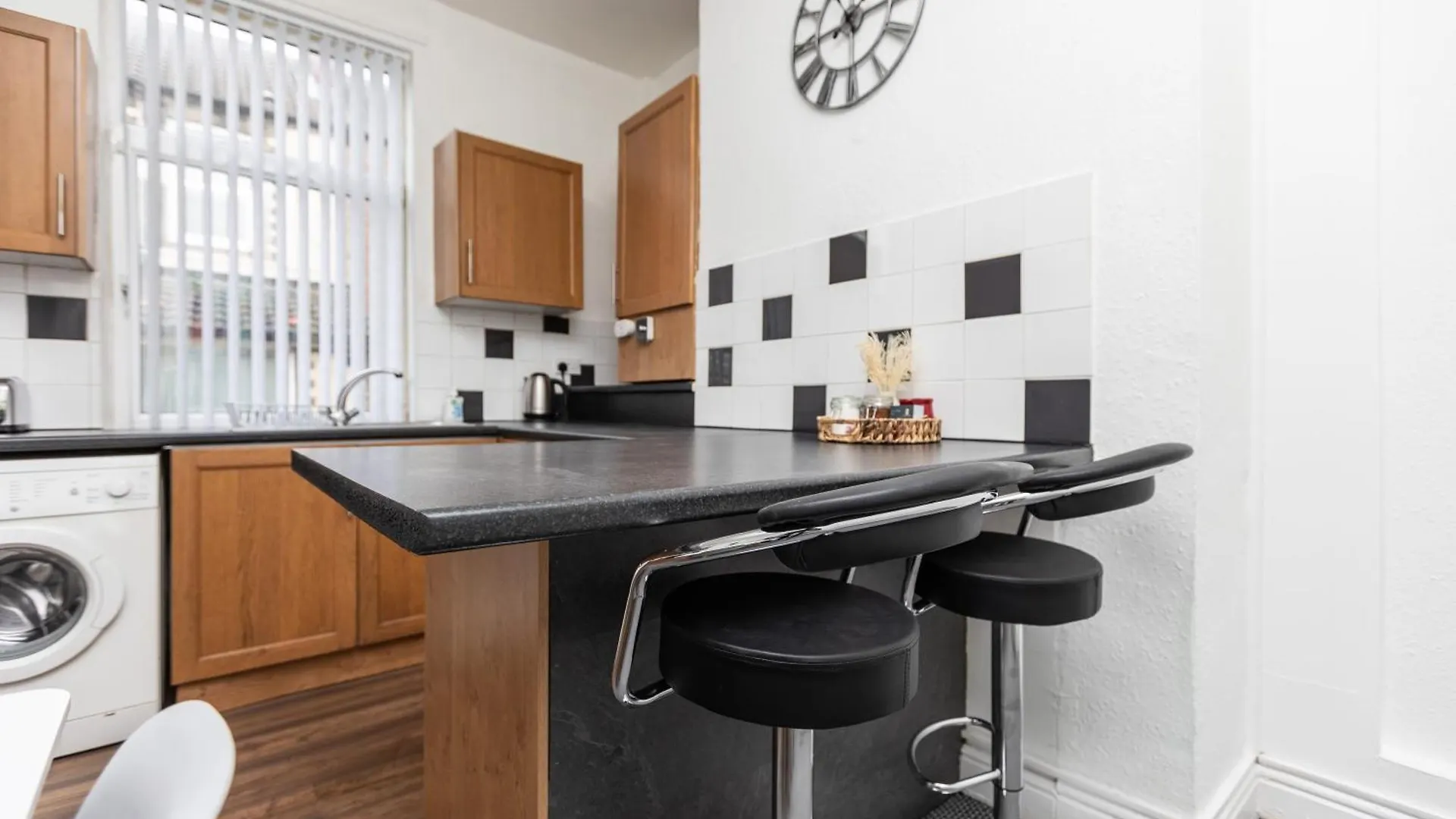 בית נופש Featherstone Cosy Two Bedroom Property! בריטניה